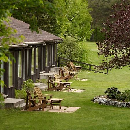 Pinestone Resort, Conference Centre, Spa & Golf Course Haliburton Buitenkant foto