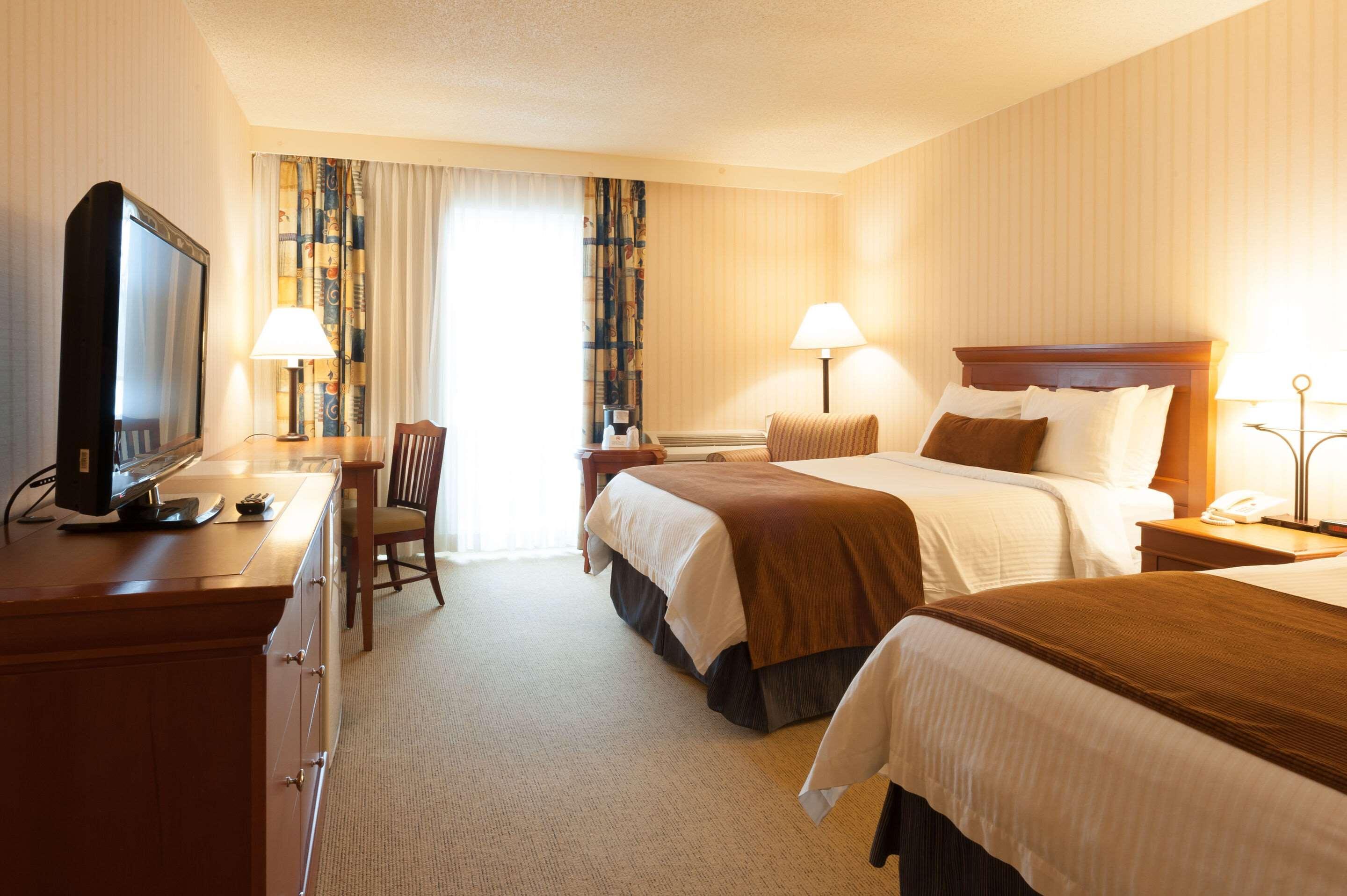 Pinestone Resort, Conference Centre, Spa & Golf Course Haliburton Buitenkant foto