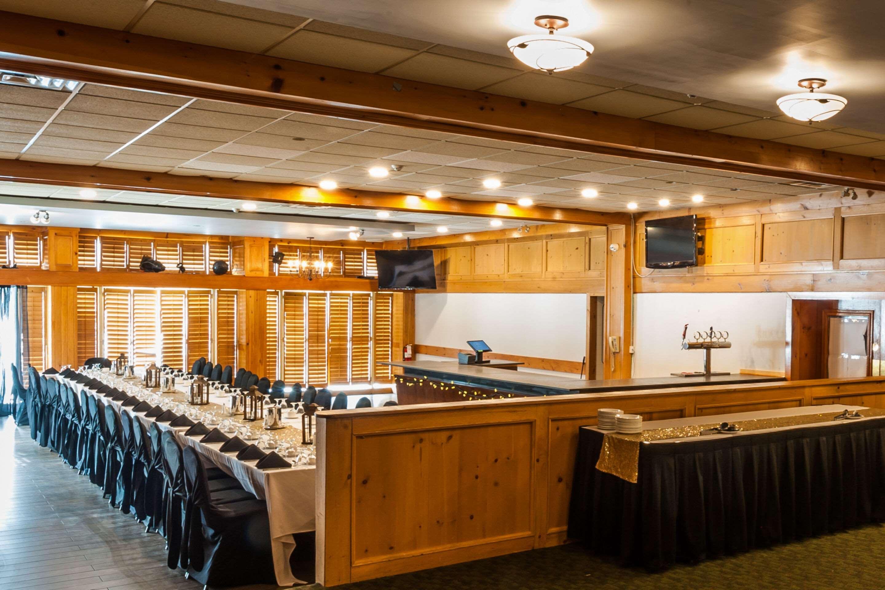 Pinestone Resort, Conference Centre, Spa & Golf Course Haliburton Buitenkant foto